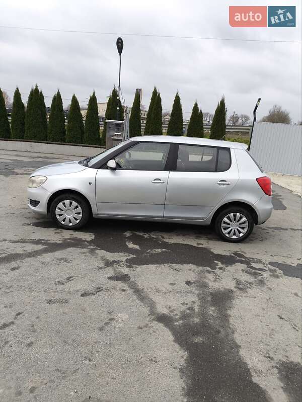 Хетчбек Skoda Fabia 2012 в Любарі