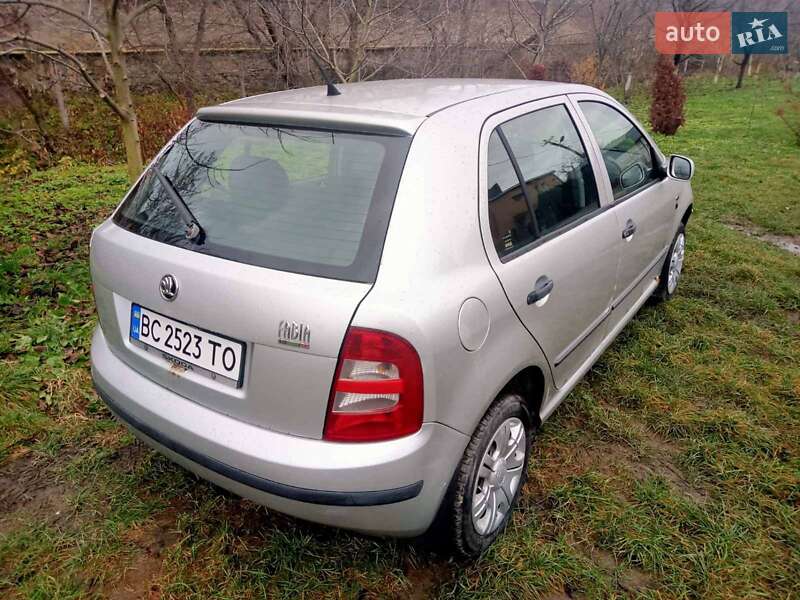 Хэтчбек Skoda Fabia 2001 в Самборе фото 5 Хэтчбек Skoda Fabia 2001 в Самборе