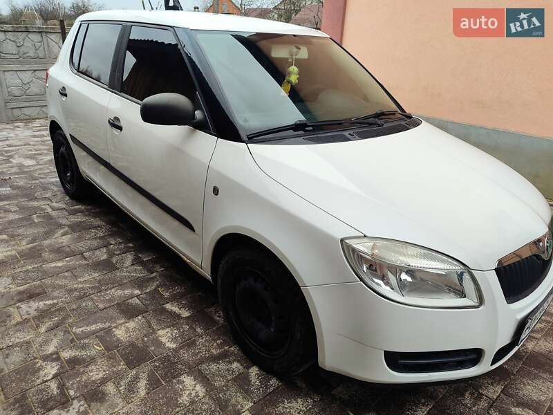 Хэтчбек Skoda Fabia 2007 в Барановке