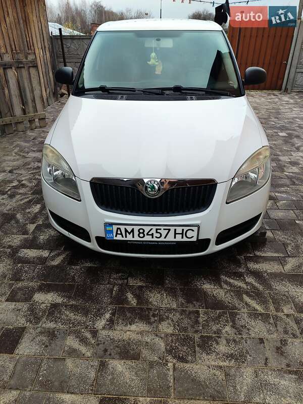 Хэтчбек Skoda Fabia 2007 в Барановке