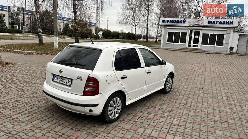 Хэтчбек Skoda Fabia 2000 в Полтаве