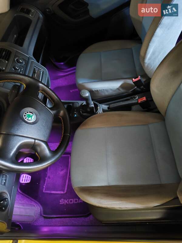 Хэтчбек Skoda Fabia 2008 в Монастырище