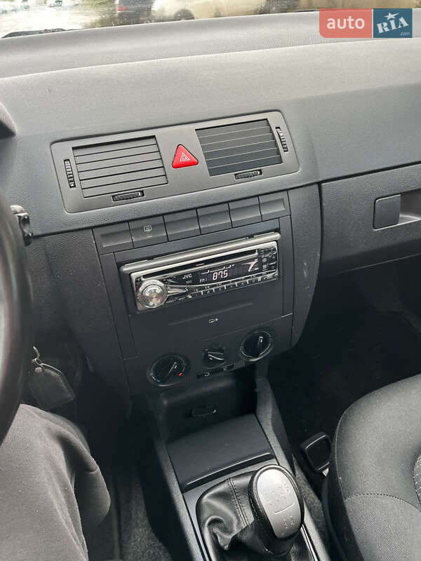 Универсал Skoda Fabia 2006 в Луцке