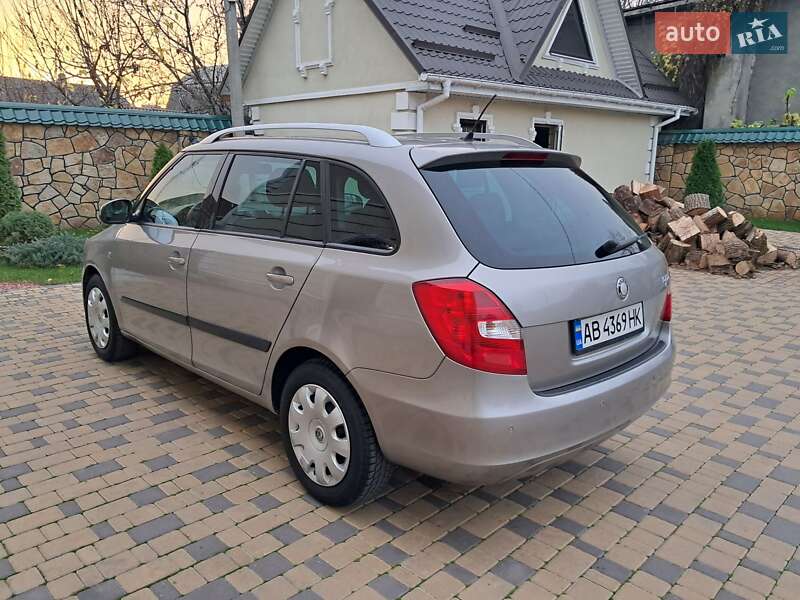 Универсал Skoda Fabia 2009 в Могилев-Подольске