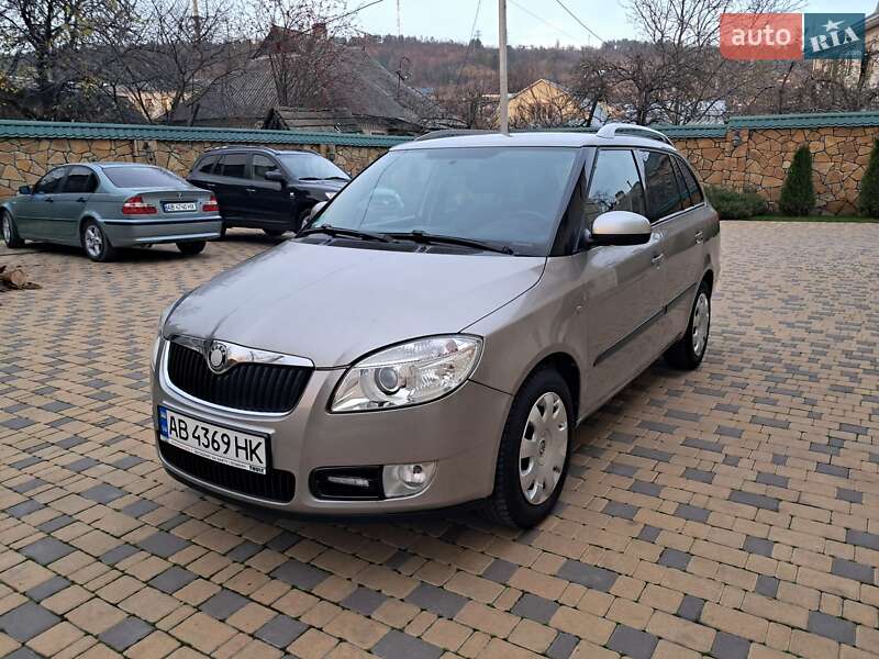 Универсал Skoda Fabia 2009 в Могилев-Подольске