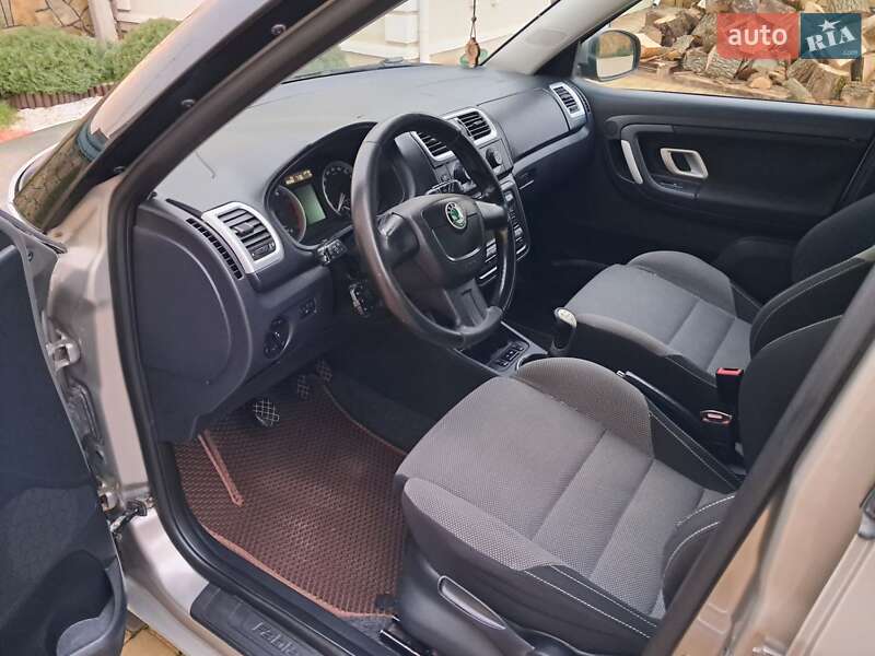 Универсал Skoda Fabia 2009 в Могилев-Подольске