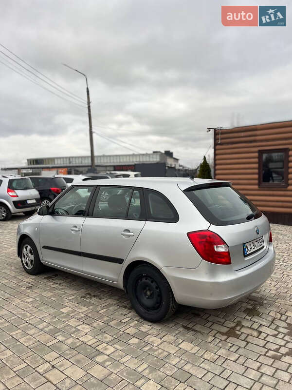 Хэтчбек Skoda Fabia 2009 в Белогородке фото 6 Хэтчбек Skoda Fabia 2009 в Белогородке