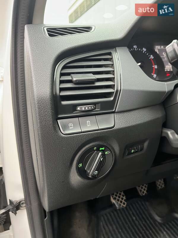 Хэтчбек Skoda Fabia 2018 в Киеве