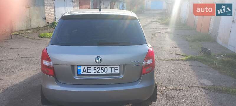 Хетчбек Skoda Fabia 2011 в Кривому Розі фото 3 Хетчбек Skoda Fabia 2011 в Кривому Розі