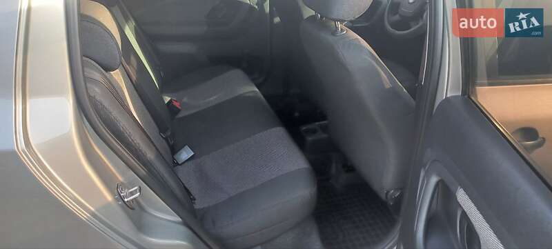 Хетчбек Skoda Fabia 2011 в Кривому Розі фото 7 Хетчбек Skoda Fabia 2011 в Кривому Розі