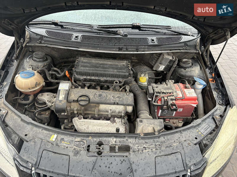 Універсал Skoda Fabia 2009 в Городку фото 18 Універсал Skoda Fabia 2009 в Городку