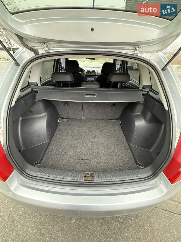 Універсал Skoda Fabia 2015 в Новій Водолагі