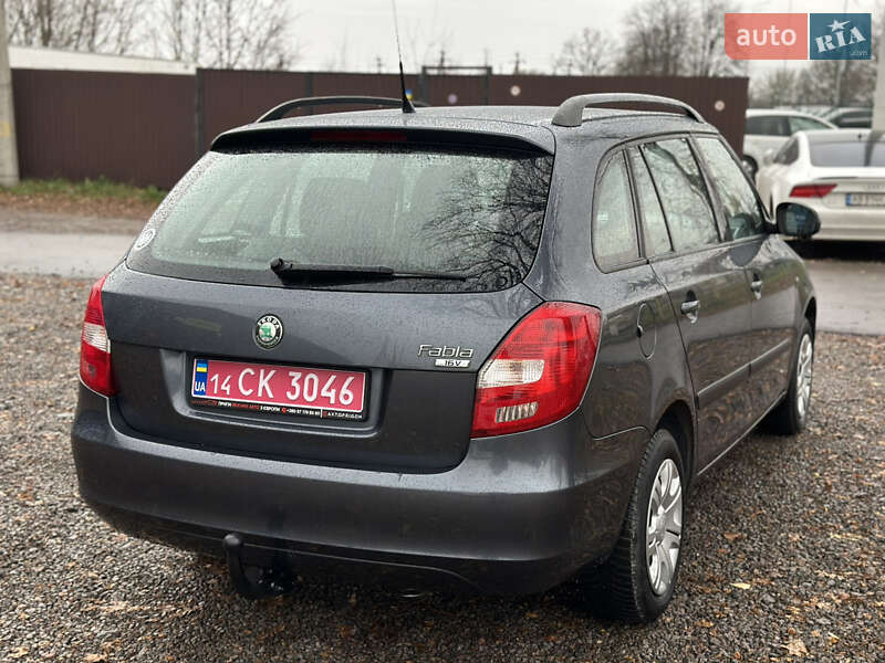 Універсал Skoda Fabia 2008 в Вінниці