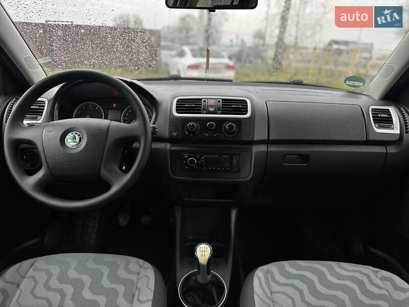 Універсал Skoda Fabia 2008 в Вінниці