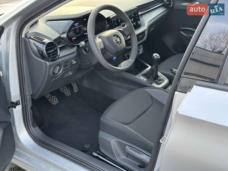 Хэтчбек Skoda Fabia 2024 в Киеве