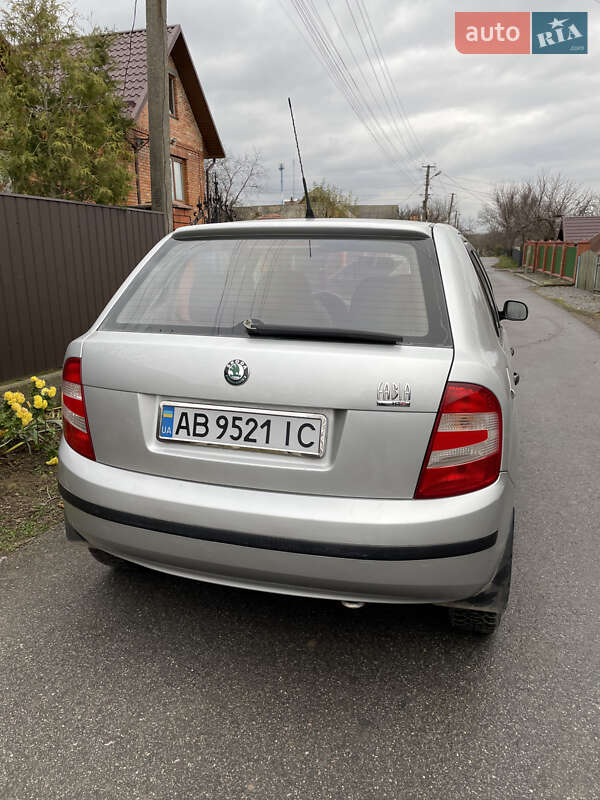 Хэтчбек Skoda Fabia 2005 в Немирове
