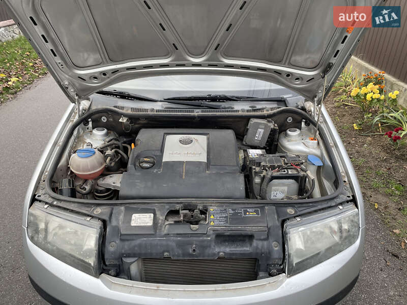 Хэтчбек Skoda Fabia 2005 в Немирове