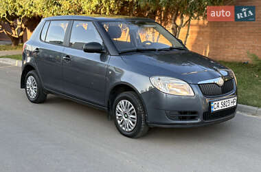 Хэтчбек Skoda Fabia 2008 в Киеве
