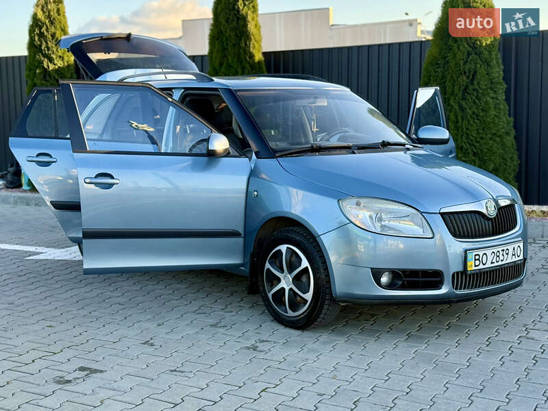 Универсал Skoda Fabia 2009 в Тернополе