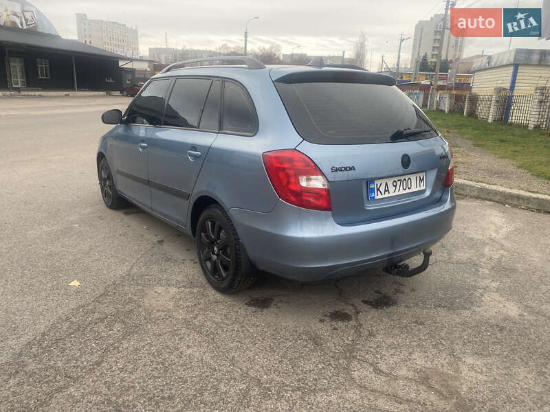 Універсал Skoda Fabia 2008 в Черкасах