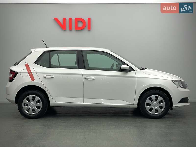 Хэтчбек Skoda Fabia 2018 в Киеве