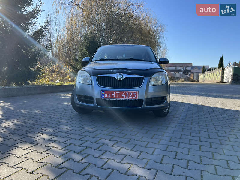 Хэтчбек Skoda Fabia 2009 в Хмельницком