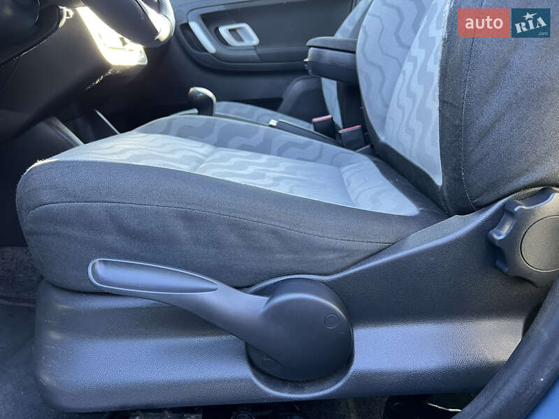 Хэтчбек Skoda Fabia 2009 в Хмельницком