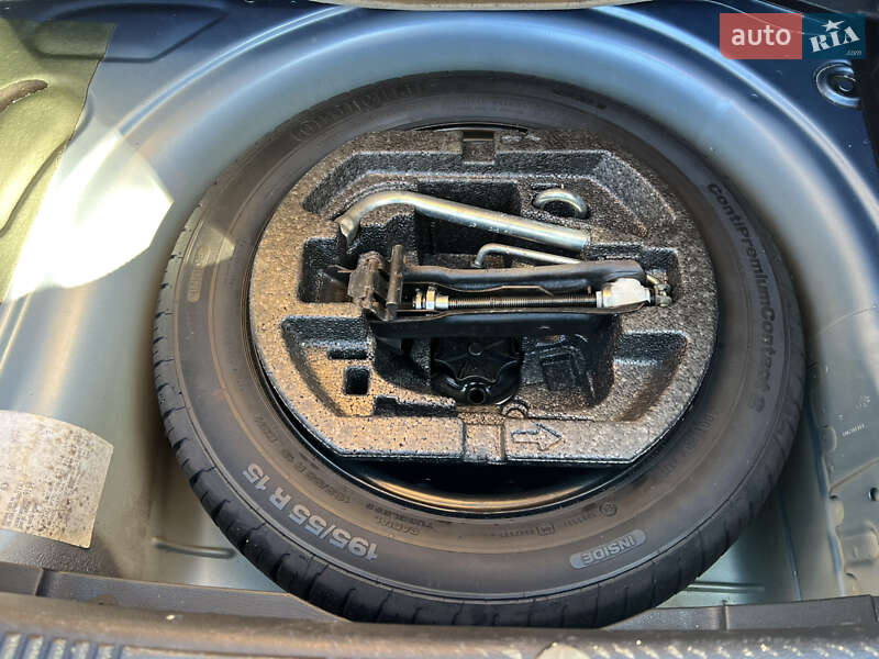 Хэтчбек Skoda Fabia 2009 в Хмельницком