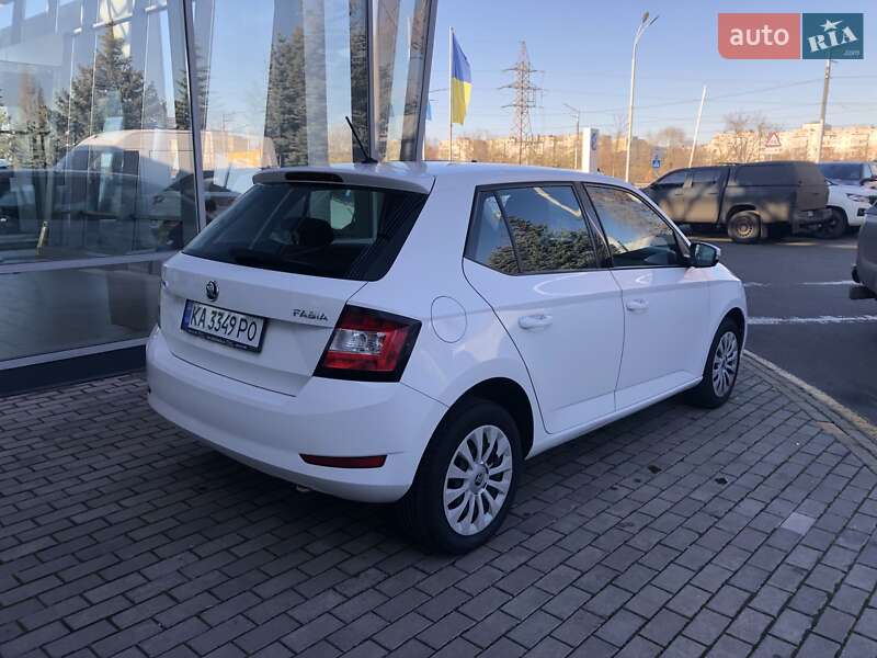 Хэтчбек Skoda Fabia 2019 в Киеве