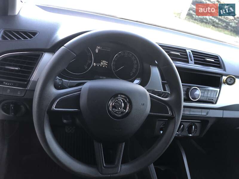 Хэтчбек Skoda Fabia 2019 в Киеве
