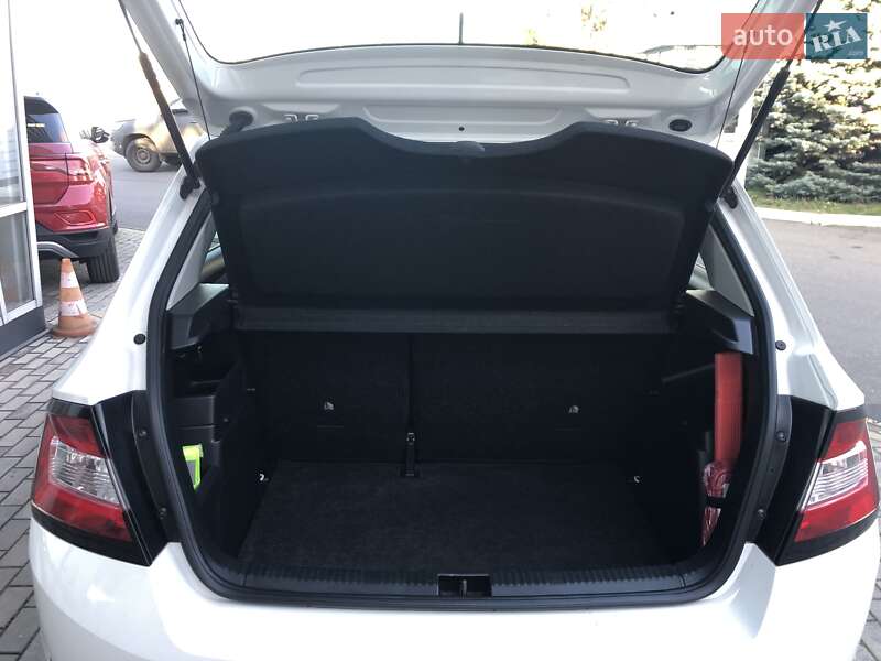 Хэтчбек Skoda Fabia 2019 в Киеве