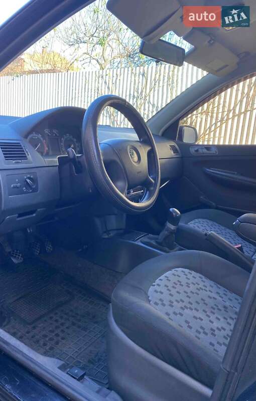 Хэтчбек Skoda Fabia 2007 в Броварах