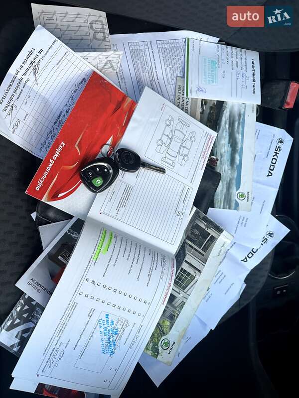 Хэтчбек Skoda Fabia 2011 в Хусте