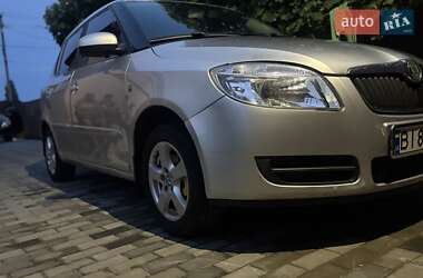 Хэтчбек Skoda Fabia 2008 в Лубнах
