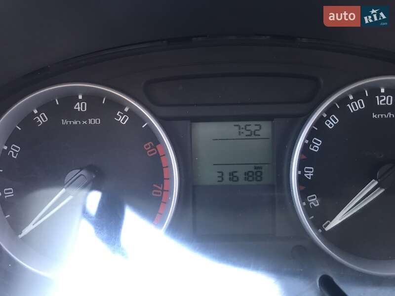 Хэтчбек Skoda Fabia 2008 в Лубнах фото 13 Хэтчбек Skoda Fabia 2008 в Лубнах