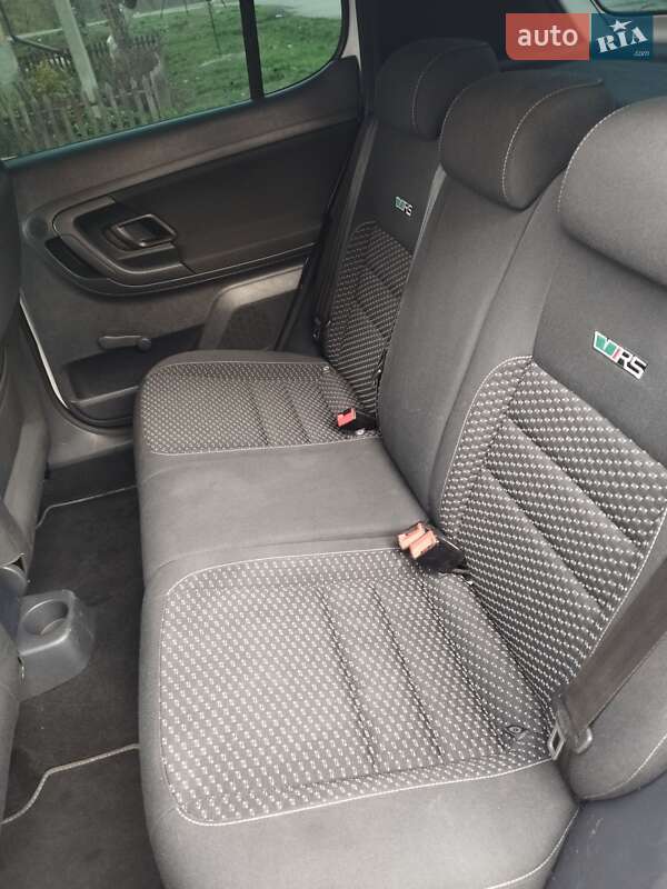 Хэтчбек Skoda Fabia 2012 в Теплике