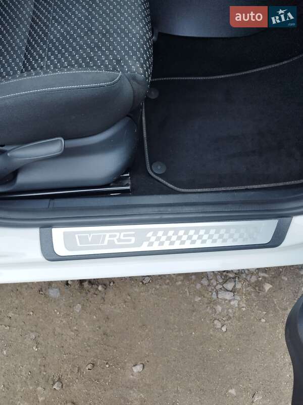 Хэтчбек Skoda Fabia 2012 в Теплике