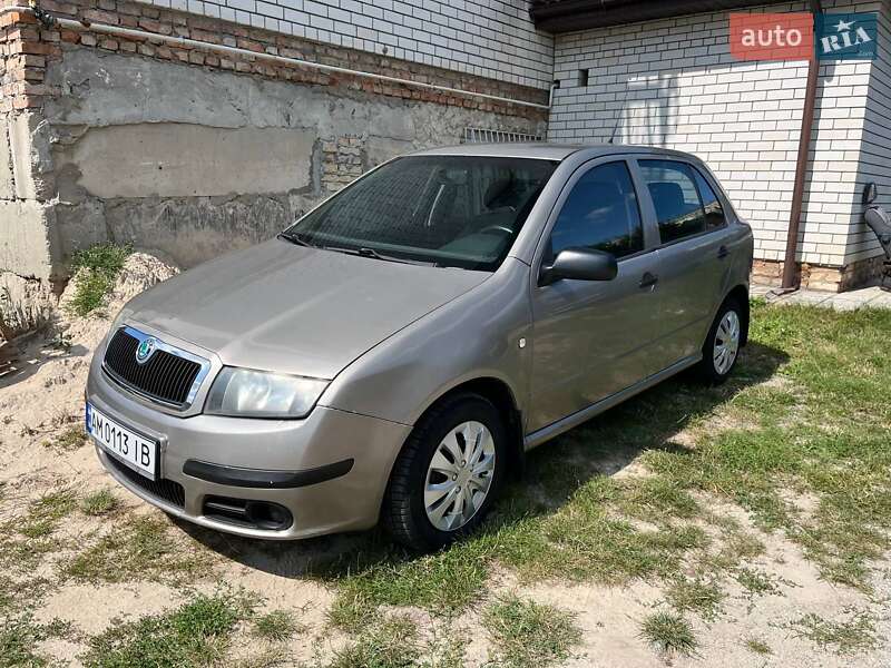 Хэтчбек Skoda Fabia 2006 в Бердичеве