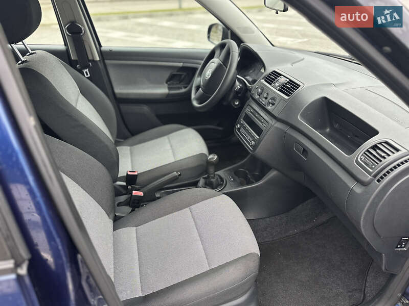 Универсал Skoda Fabia 2011 в Ровно фото 16 Универсал Skoda Fabia 2011 в Ровно