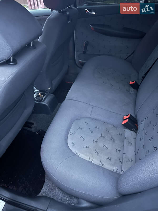 Седан Skoda Fabia 2004 в Мукачево