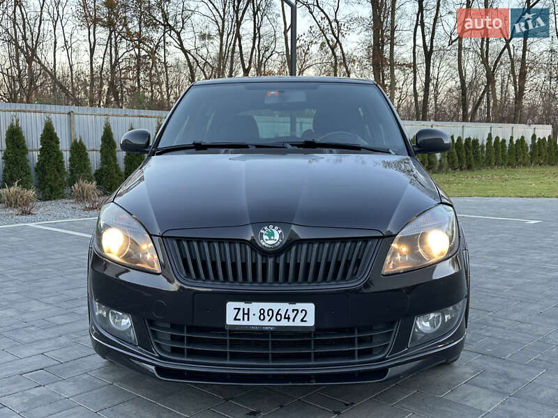 Хэтчбек Skoda Fabia 2013 в Луцке