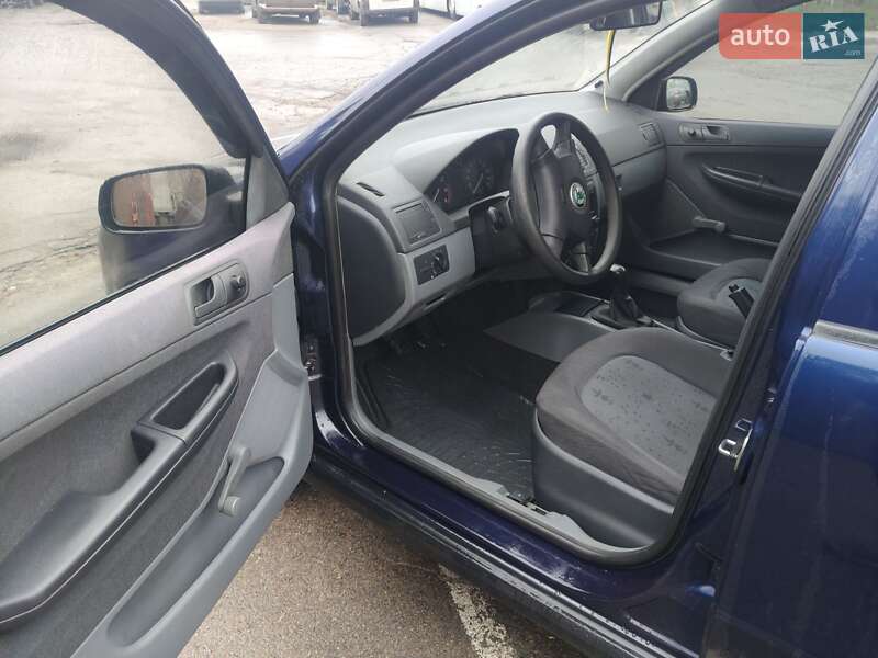 Универсал Skoda Fabia 2003 в Киеве