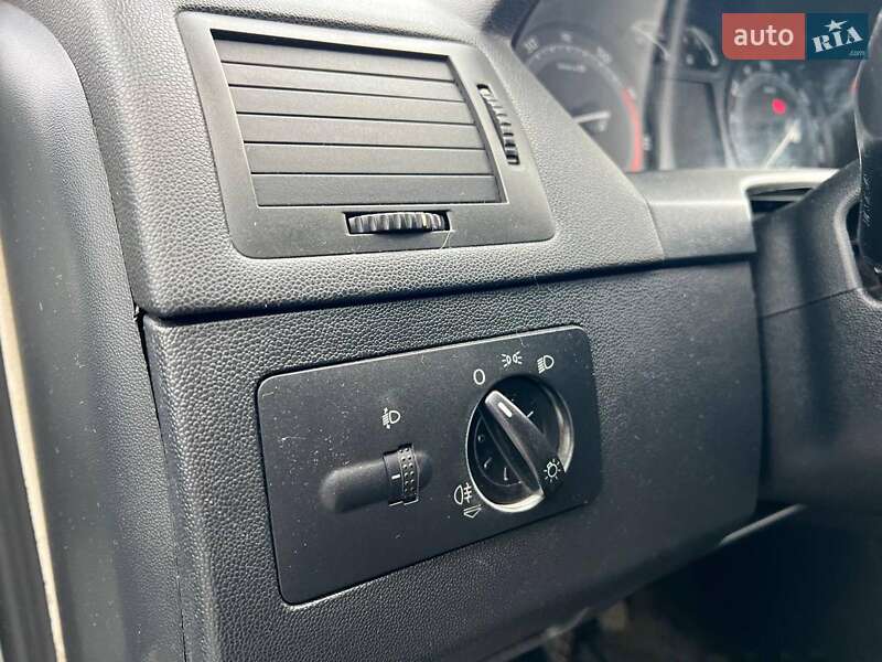 Хэтчбек Skoda Fabia 2006 в Львове