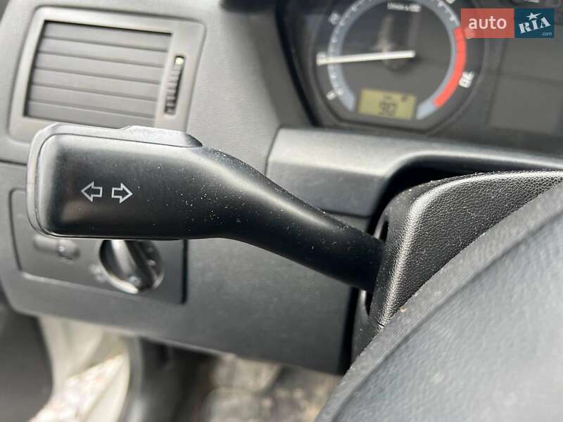 Хэтчбек Skoda Fabia 2006 в Львове