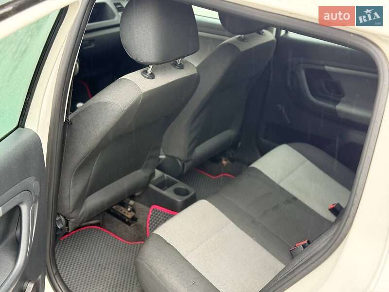 Хэтчбек Skoda Fabia 2009 в Львове фото 9 Хэтчбек Skoda Fabia 2009 в Львове
