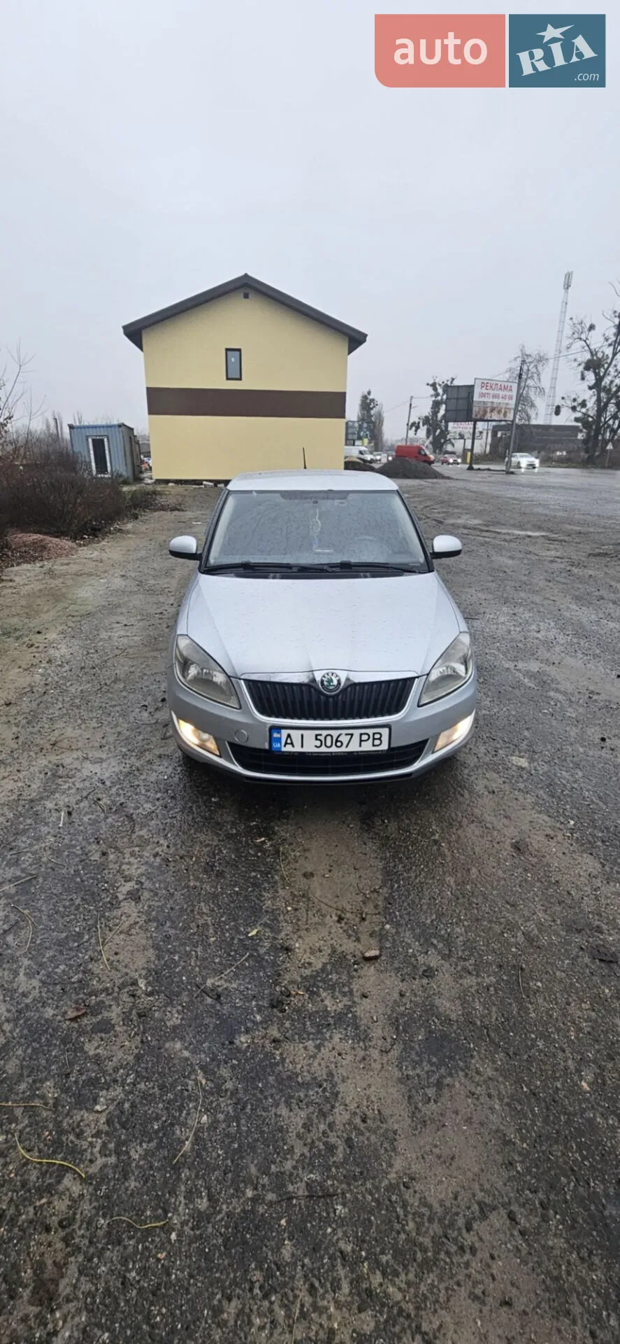 2012 Skoda Fabia - мініатюра 2