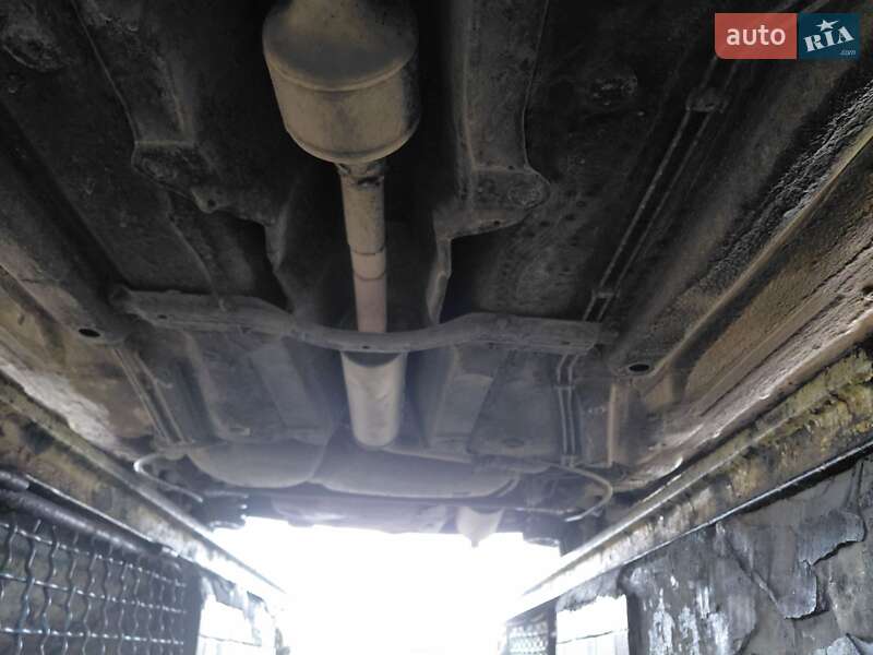 Хэтчбек Skoda Fabia 2001 в Волочиске