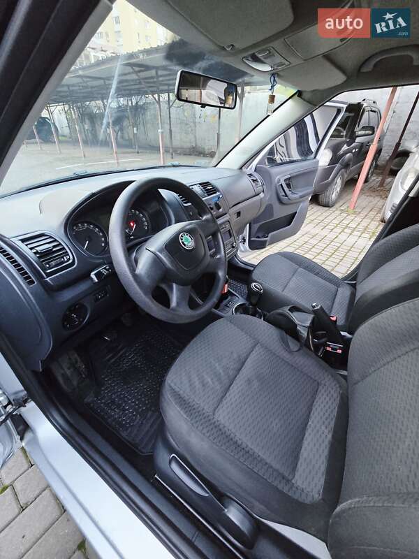 Універсал Skoda Fabia 2011 в Одесі