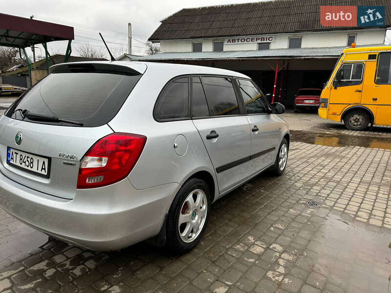 Універсал Skoda Fabia 2012 в Заболотові