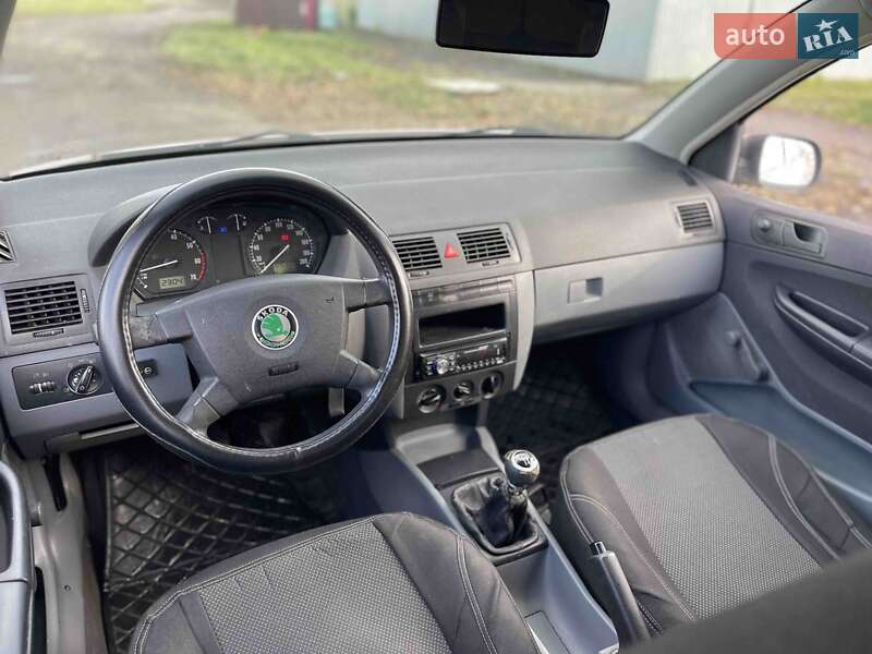 Хэтчбек Skoda Fabia 2000 в Полтаве фото 16 Хэтчбек Skoda Fabia 2000 в Полтаве
